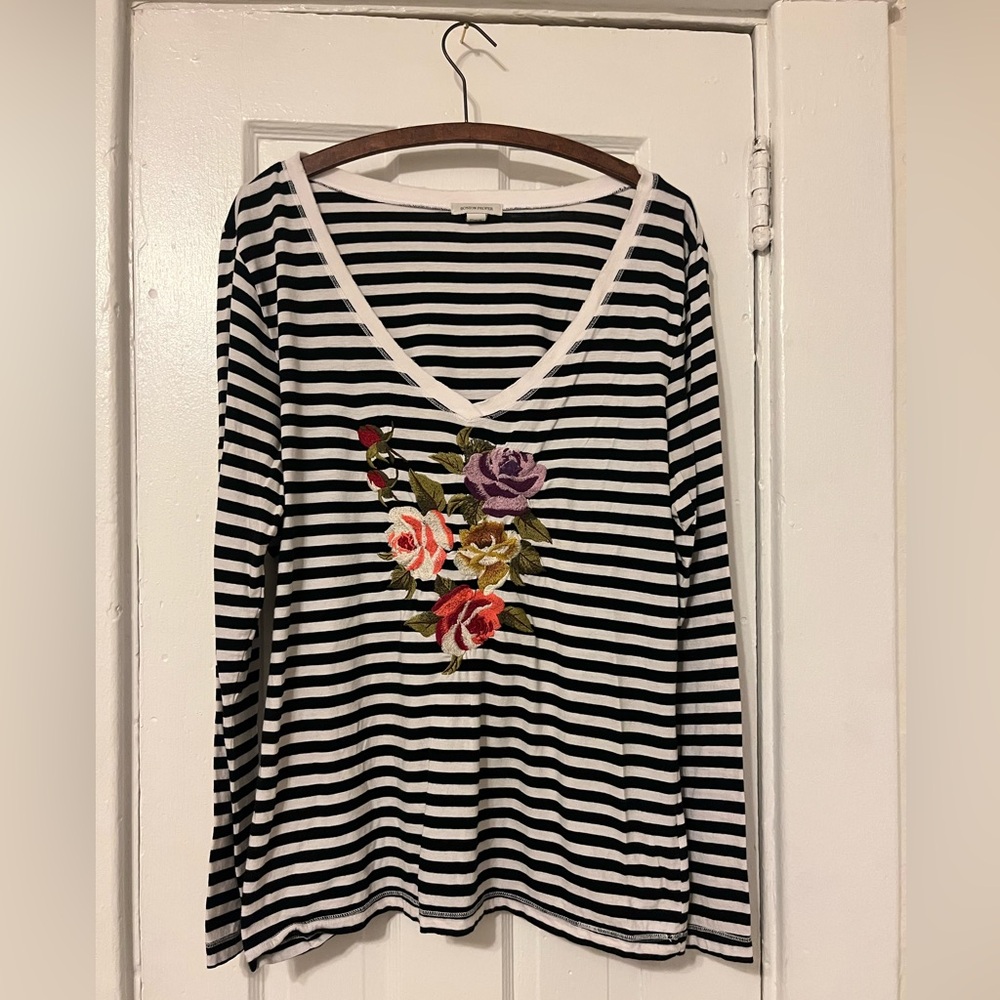 Boston Proper Striped Long Sleeve V Neck with Embroidered Flowers
